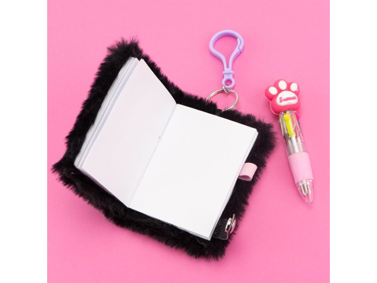 Girabrilla keychains mini notebook