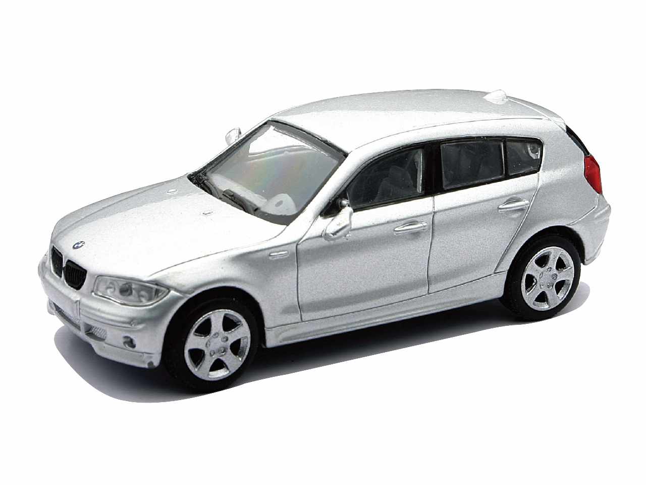 Auto 1:43 european car 19587b