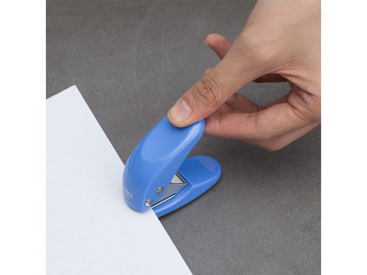 Perforatrice ad 1 foro per 10 fogli