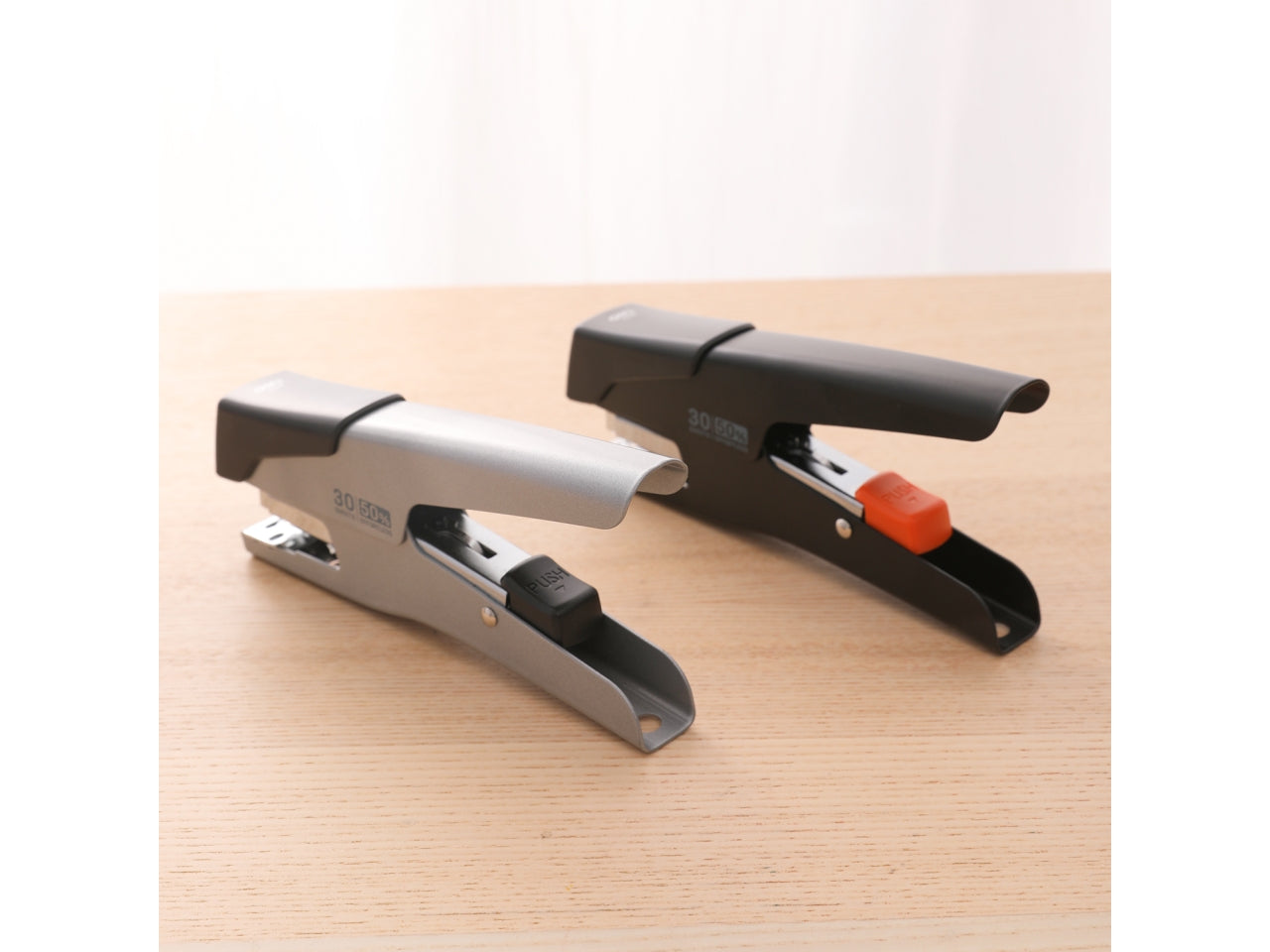 Cucitrice effortless 24/6-26/6 delii colore nero