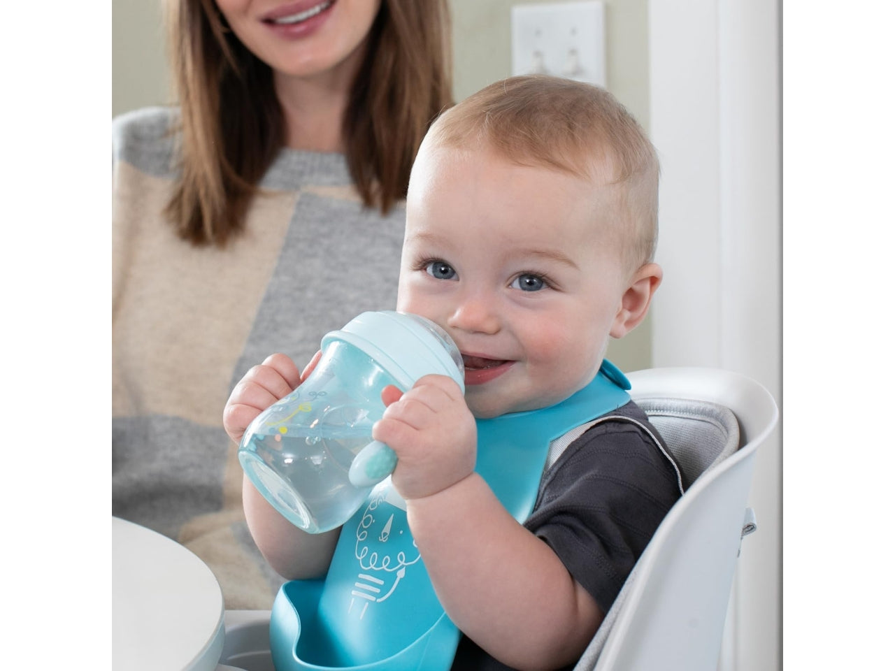 Tazza transition azzurra 4 mesi +