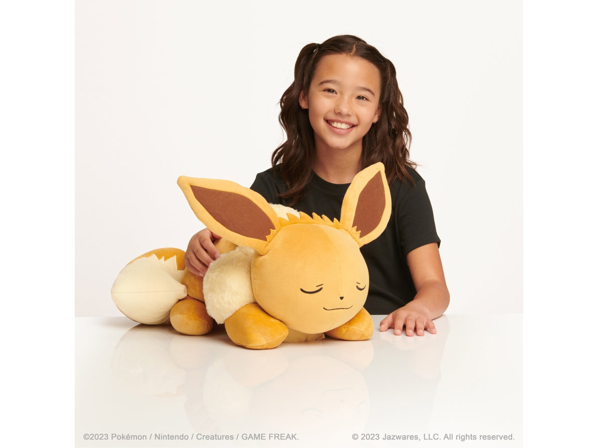 PokÃ©mon Peluche sleeping 45cm Eevee