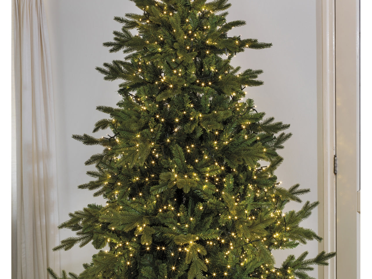 Catena luci con filo metallo nero 960led bianco caldo 8 funzioni 12mt per uso interno/esterno