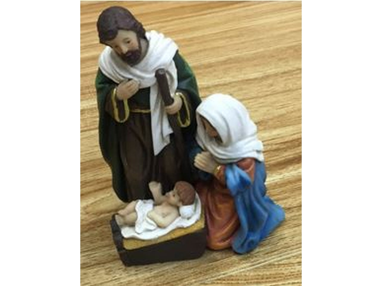 Nativita' III misura h.19,3x6,3x5,8cm in poliresina