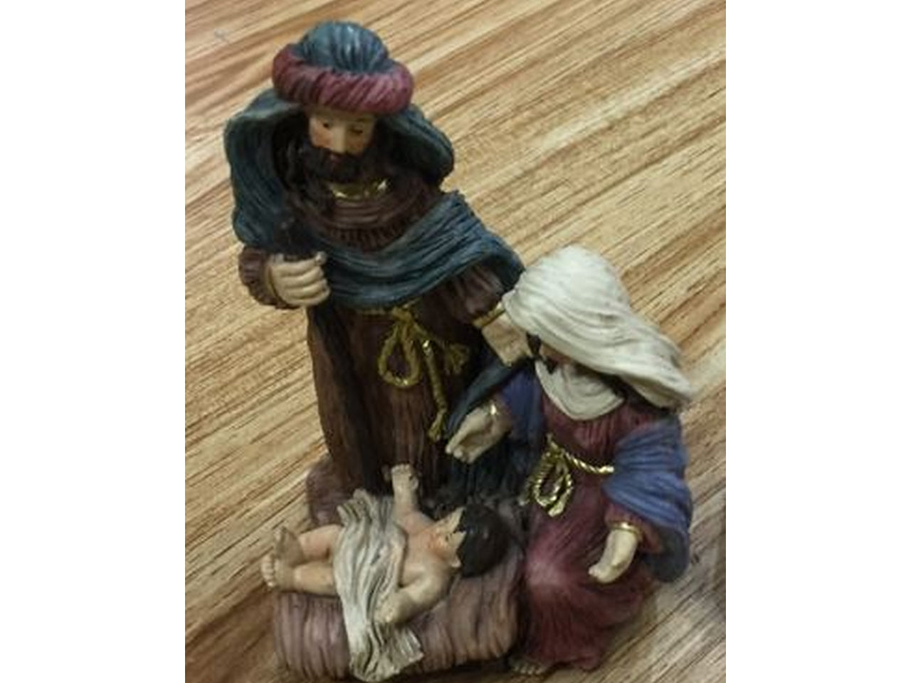 Nativita' I misura h.15,2x8,7x11,5cm in poliresina