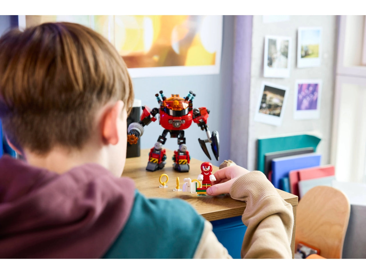 LEGO Knuckles vs. il Mech Egg Crusher del Dr. Eggman