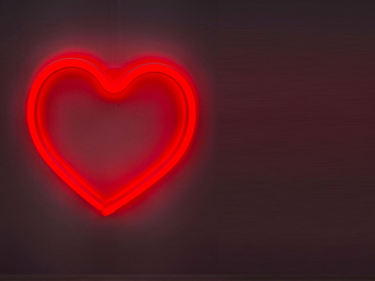 Cuore luminoso 21cm rosso