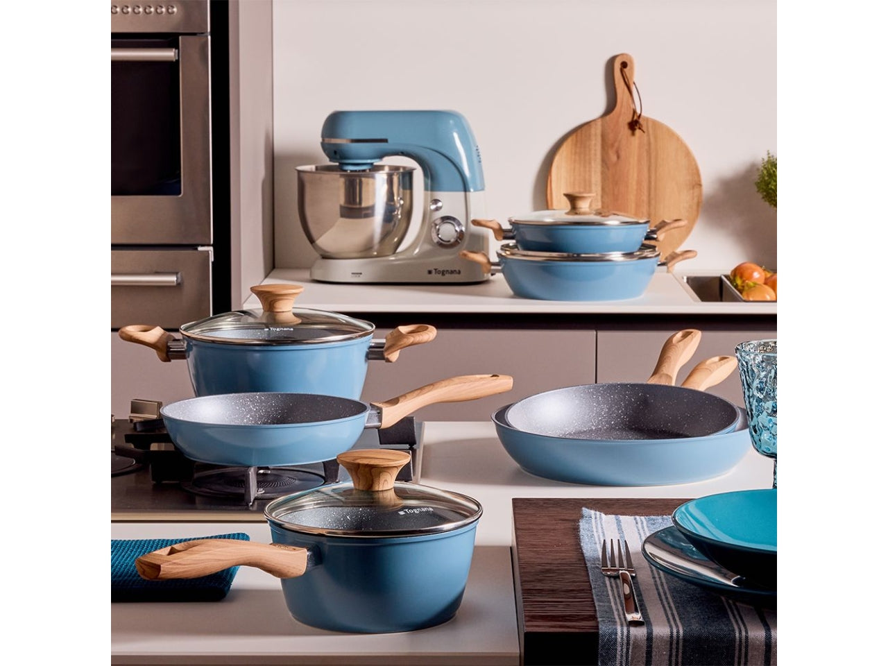 Batteria di pentole e padelle Stone Skys da 8 pezzi antiaderente