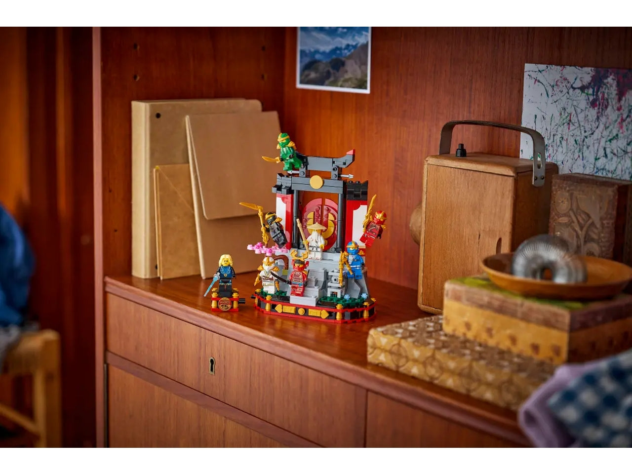 Lego Ninjago Display personaggi Ninja # 15Â° anniversario