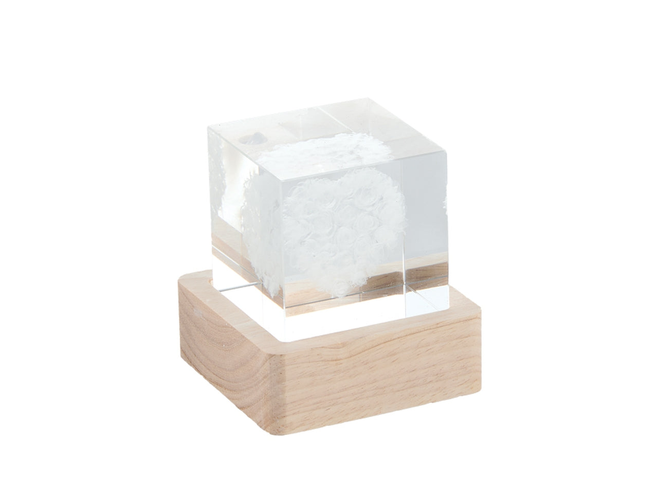 Cubo vetro luminoso con cuore 6x6x6cm su base in legno