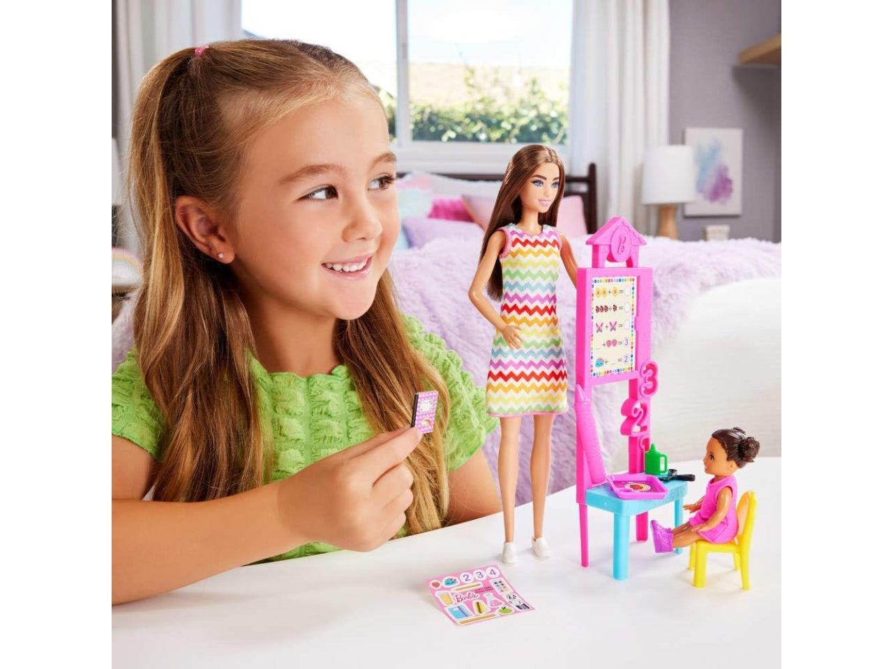 Barbie new nurturing playset assortiti