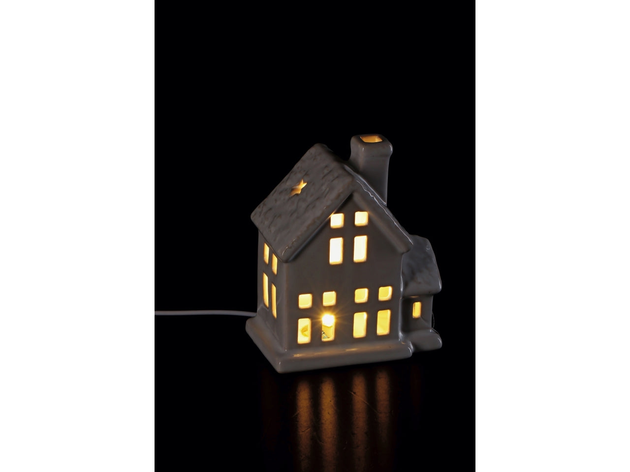 Casetta in ceramica con led bianca 9x8xh.17cm, 3 assortimenti