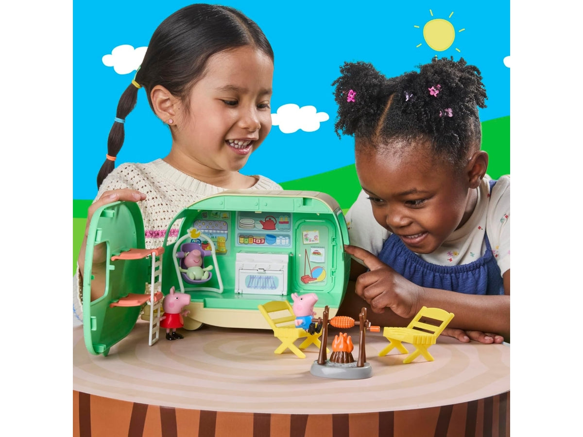 Peppa Pig three little piggies caravan
