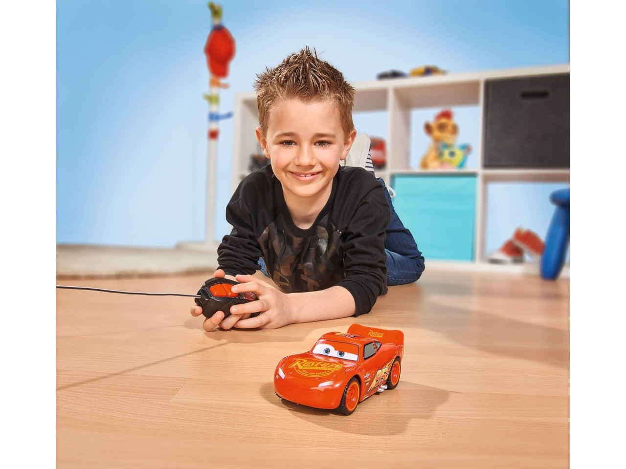 Disney cars saetta mc queen rc sc. 1:32