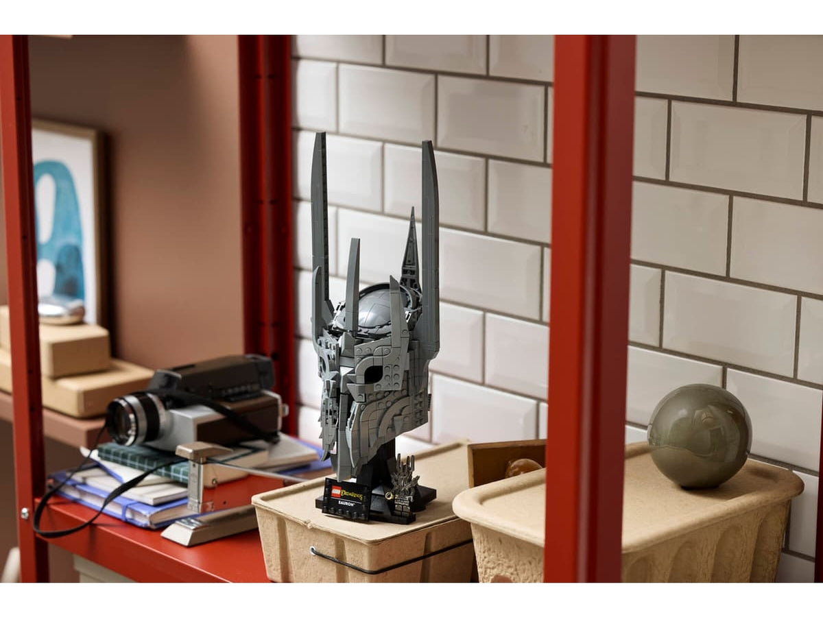 Lego elmo di Sauron il signore degli anelli