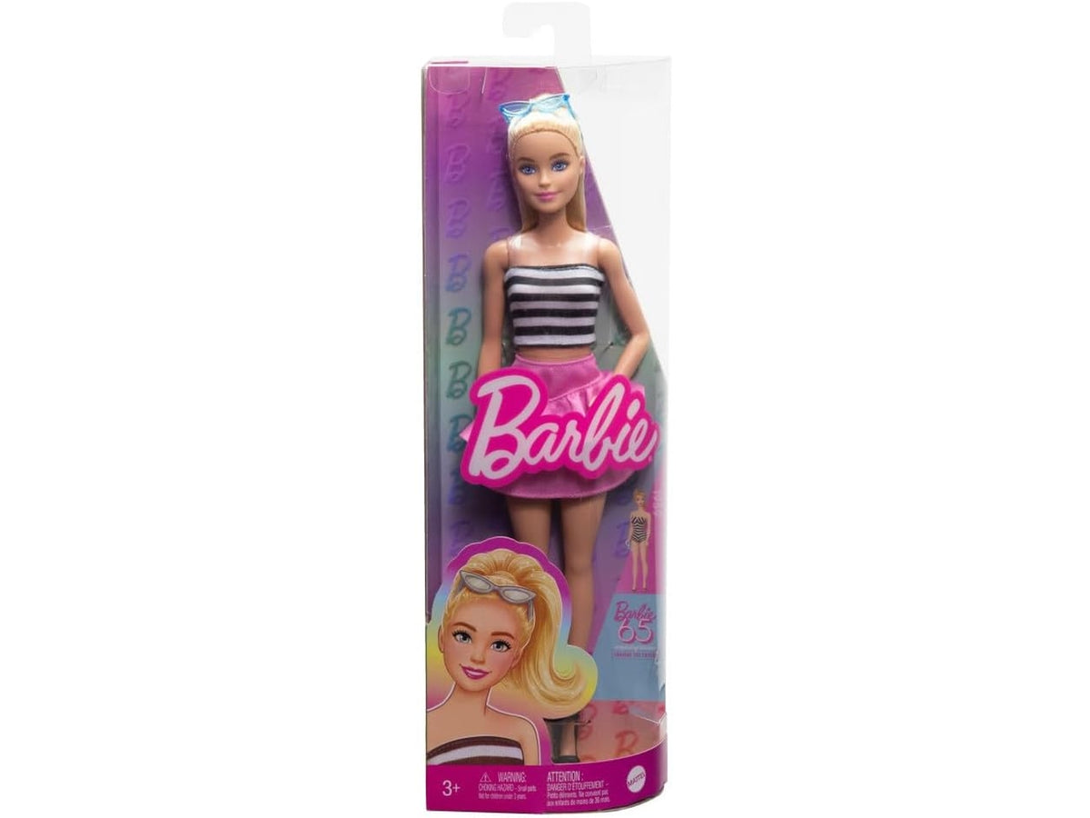 Barbie fashion con top a righe, gonna rosa e occhiali da sole