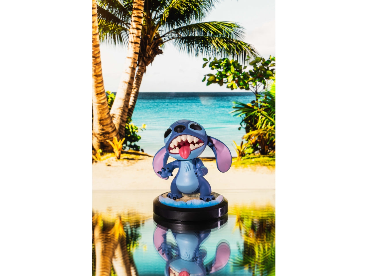 Yume hero box lilo & stitch fun series