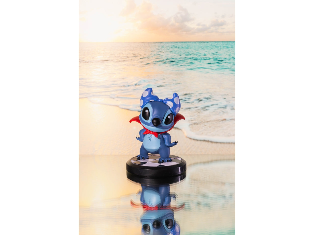 Yume hero box lilo & stitch fun series