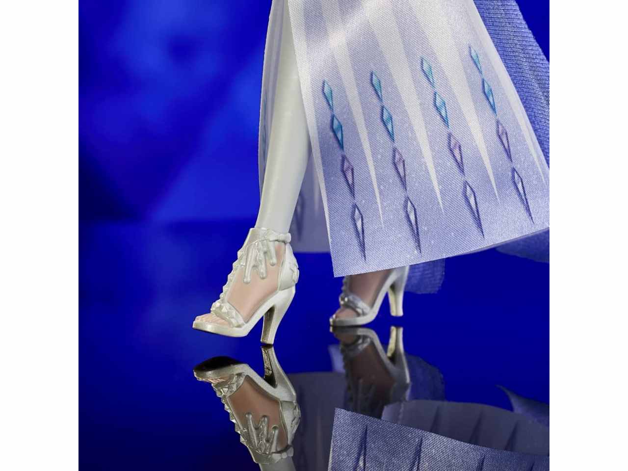 Disney frozen 2 elsa regina bambola base