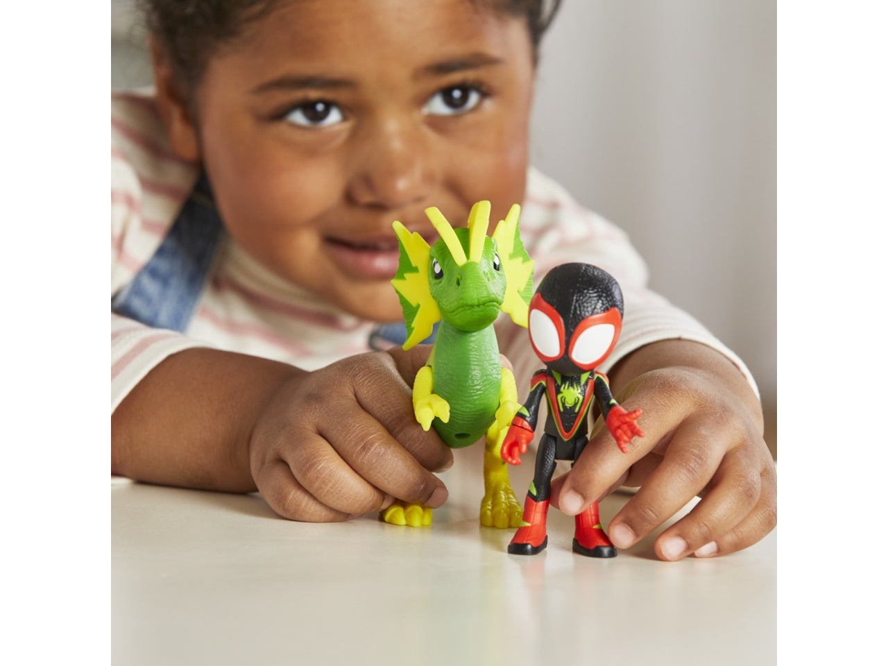 Personaggio Marvel Spidey con Cattivo Dino: Set Spidey e I Suoi Fantastici Amici per Bambini 3+ | Dimensioni 6,4x15,2x17,8 - Hasbro