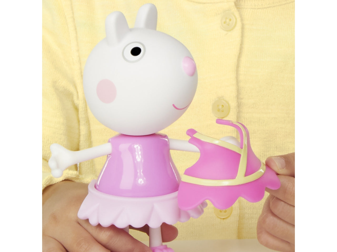 Personaggio Peppa Pig Dress-Up Peppa & Friends: Set Peppa Pig per Bambini 3+ | Dimensioni 6,66x20,32x22,38 - Hasbro