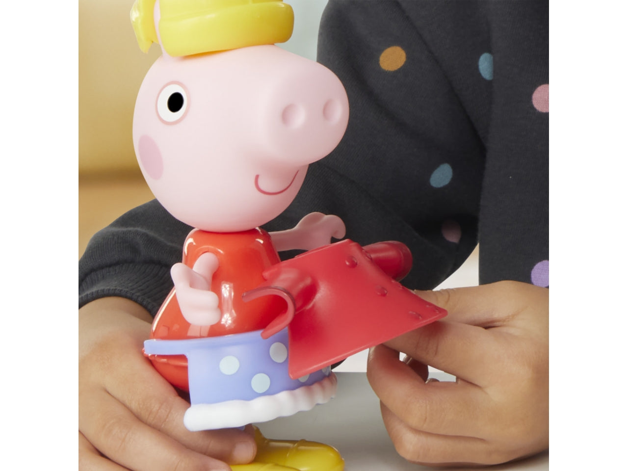 Personaggio Peppa Pig Dress-Up Peppa & Friends: Set Peppa Pig per Bambini 3+ | Dimensioni 6,66x20,32x22,38 - Hasbro