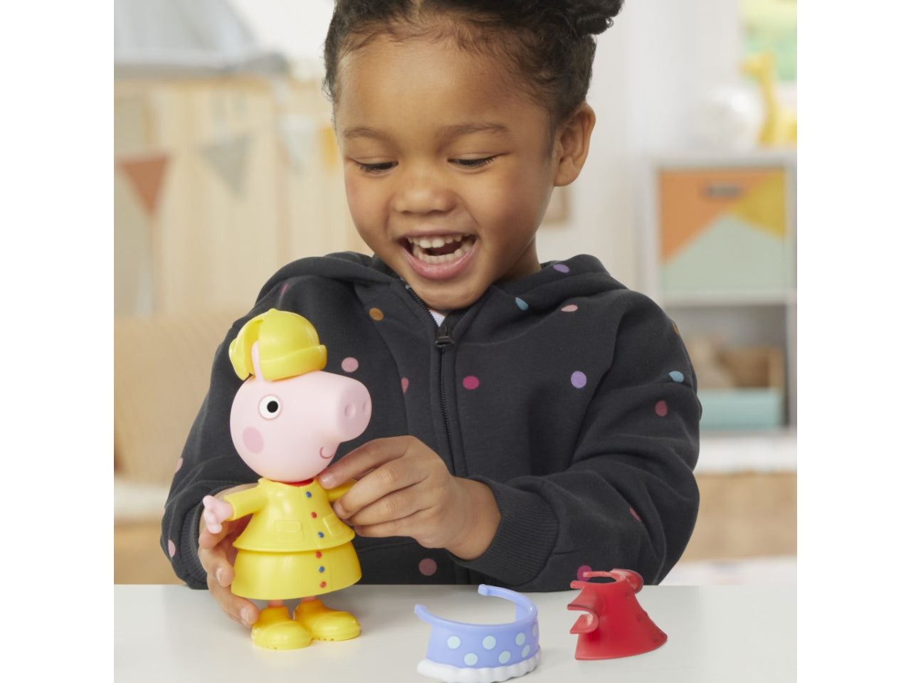 Personaggio Peppa Pig Dress-Up Peppa & Friends: Set Peppa Pig per Bambini 3+ | Dimensioni 6,66x20,32x22,38 - Hasbro