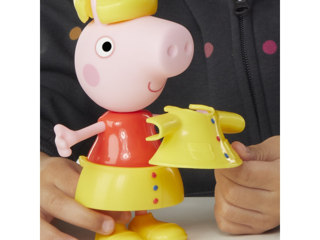 Personaggio Peppa Pig Dress-Up Peppa & Friends: Set Peppa Pig per Bambini 3+ | Dimensioni 6,66x20,32x22,38 - Hasbro