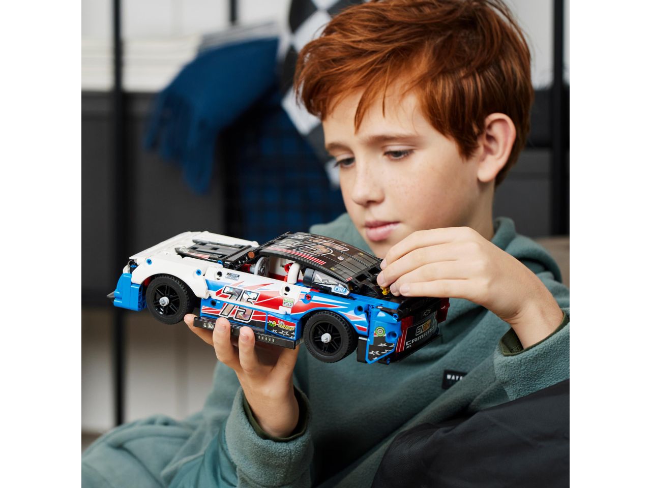 Lego Technic Nascar Next Gen Chevrolet Camaro ZL1 42153