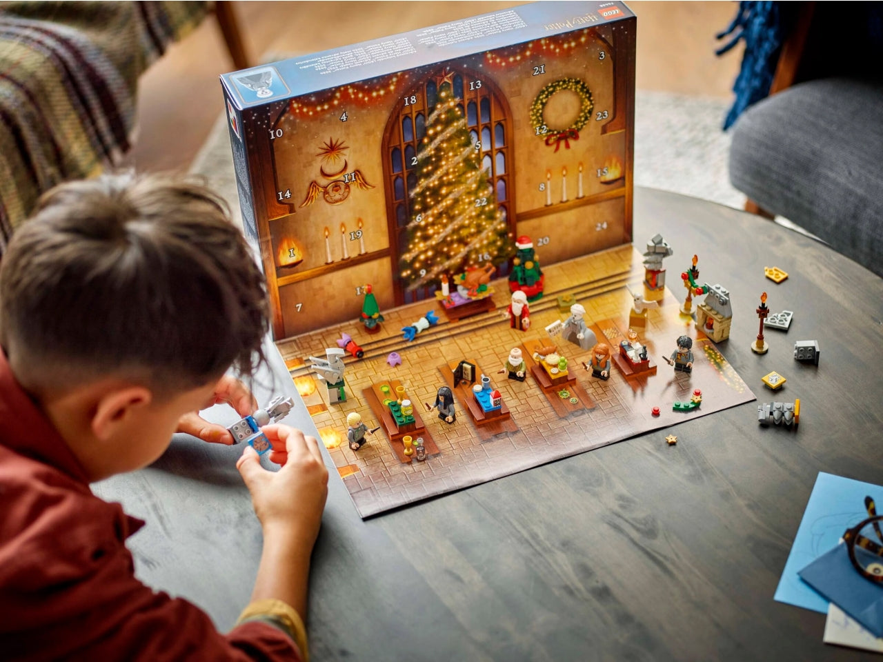 Lego Harry Potter tm calendario dellavvento 2024 - 301 pezzi per bambini di età 7+ 76438