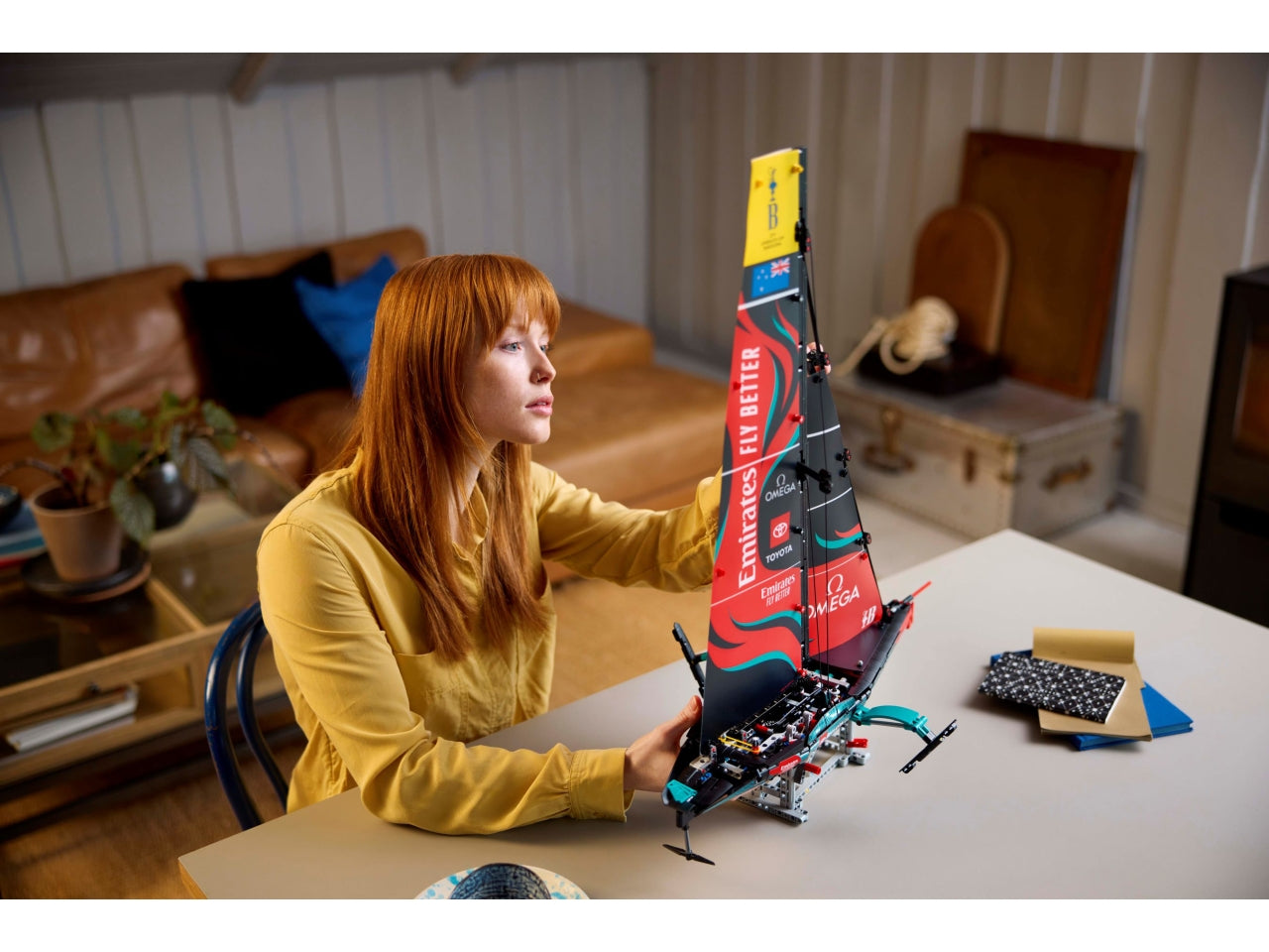 LEGO Technic - yacht da regata per adulti 18+ Yacht Emirates Team New Zealand AC75 42174