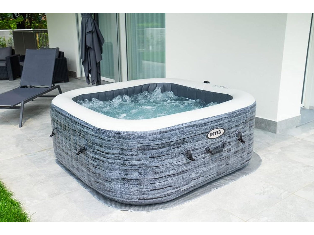 Bubble massage set greystone deluxe 4 posti quadrata con pompa, riscaldatore, sistema di purificazione acqua, 140  getti, telo base, telo copertura, dispenser di cloro