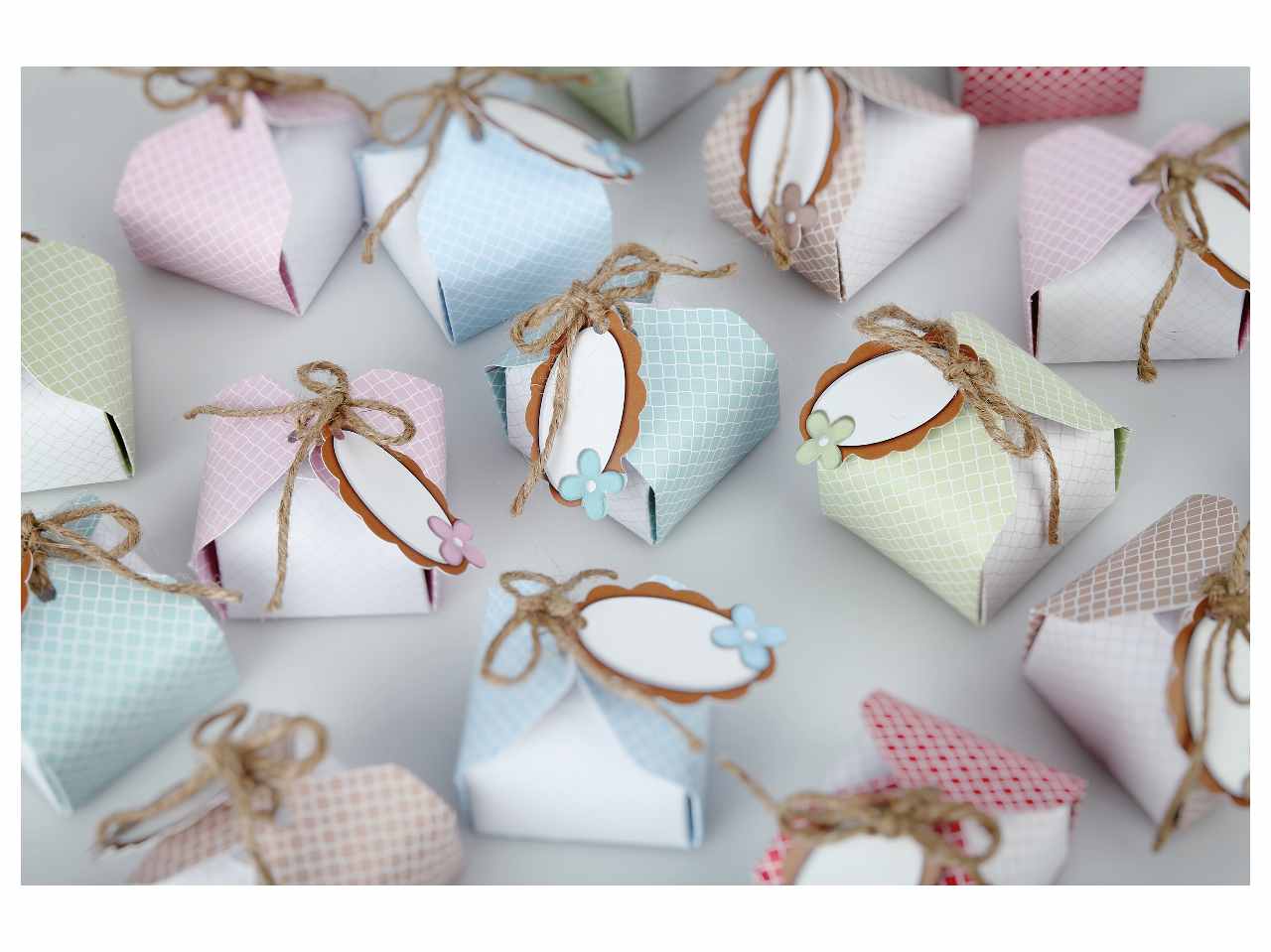 Scatola bigne` tiffany 10pz 1013000500