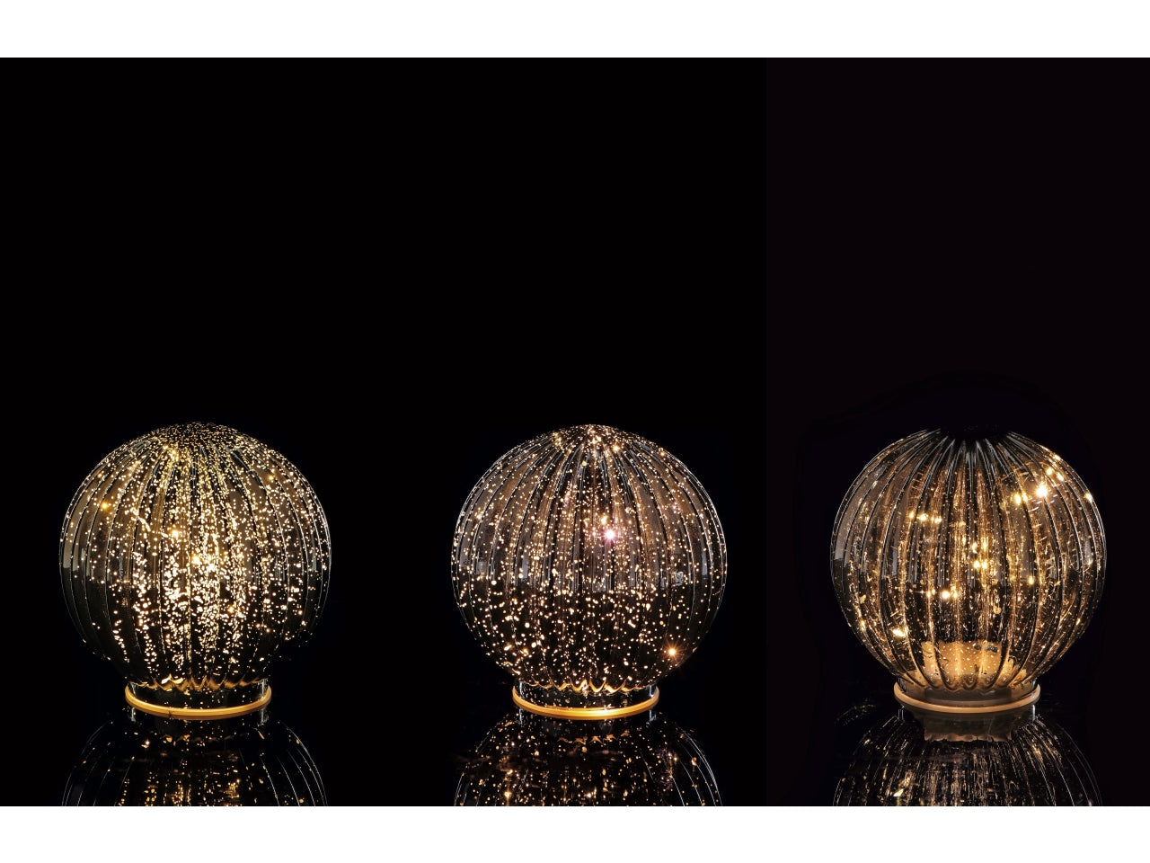 Sfera natalizia in vetro con 12 led d.15cm - disponibile in tre assortimenti