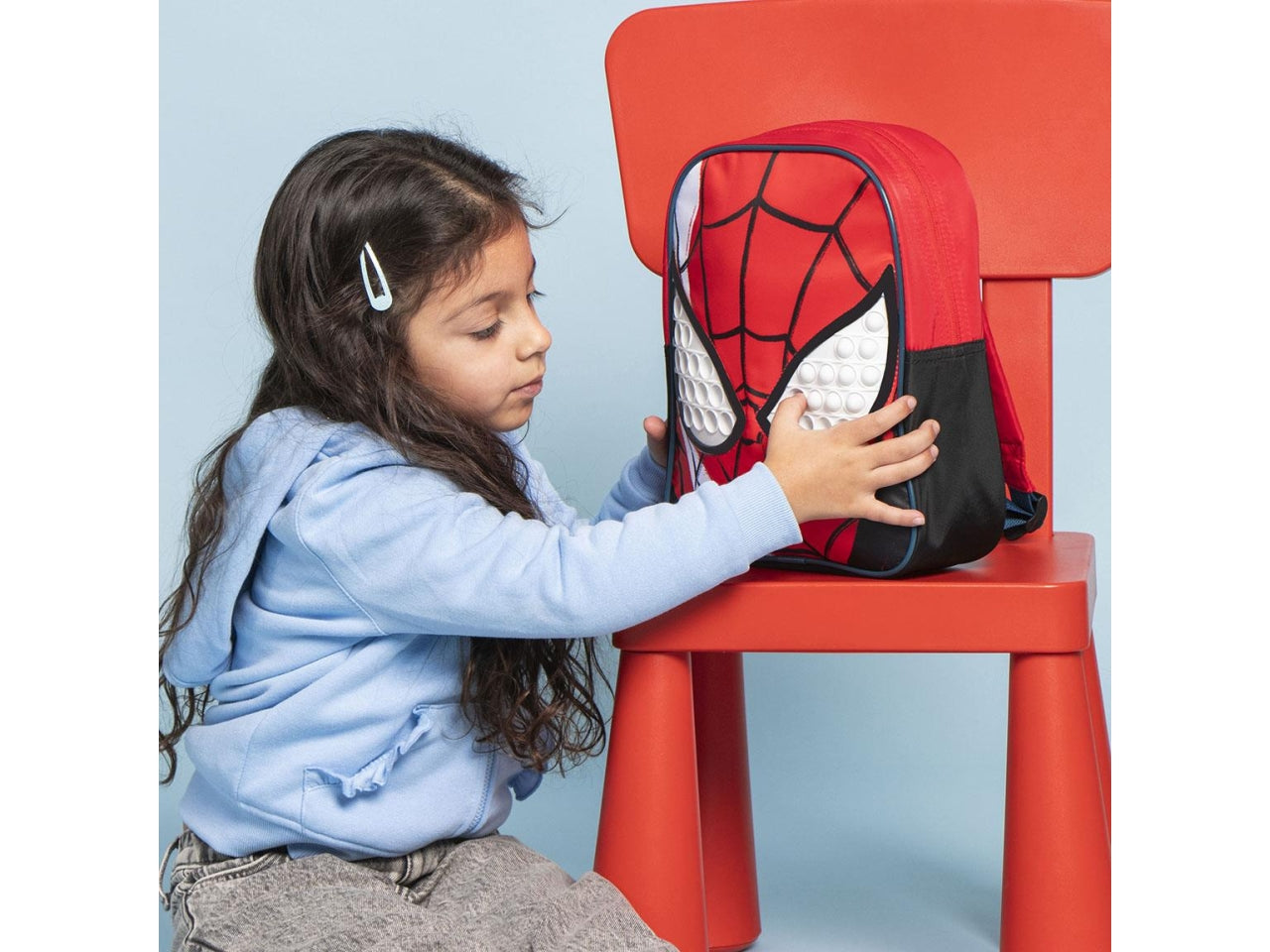 Zaino asilo Spiderman per bambino in tessuto rosso e nero poliestere con occhi pop it  28.5x21x7 cm - Cerda