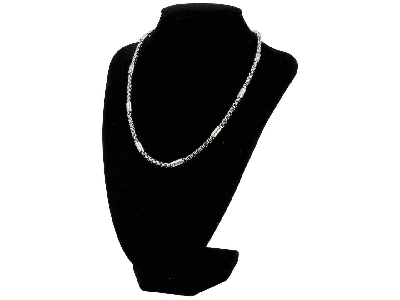 Collana con anelli intrecciati e barilotti